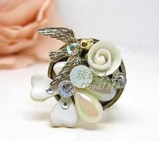 0法國JULIE正品戒指白薔薇幸運草_禮品、工藝品、飾品_世界工廠網中國產品信息庫